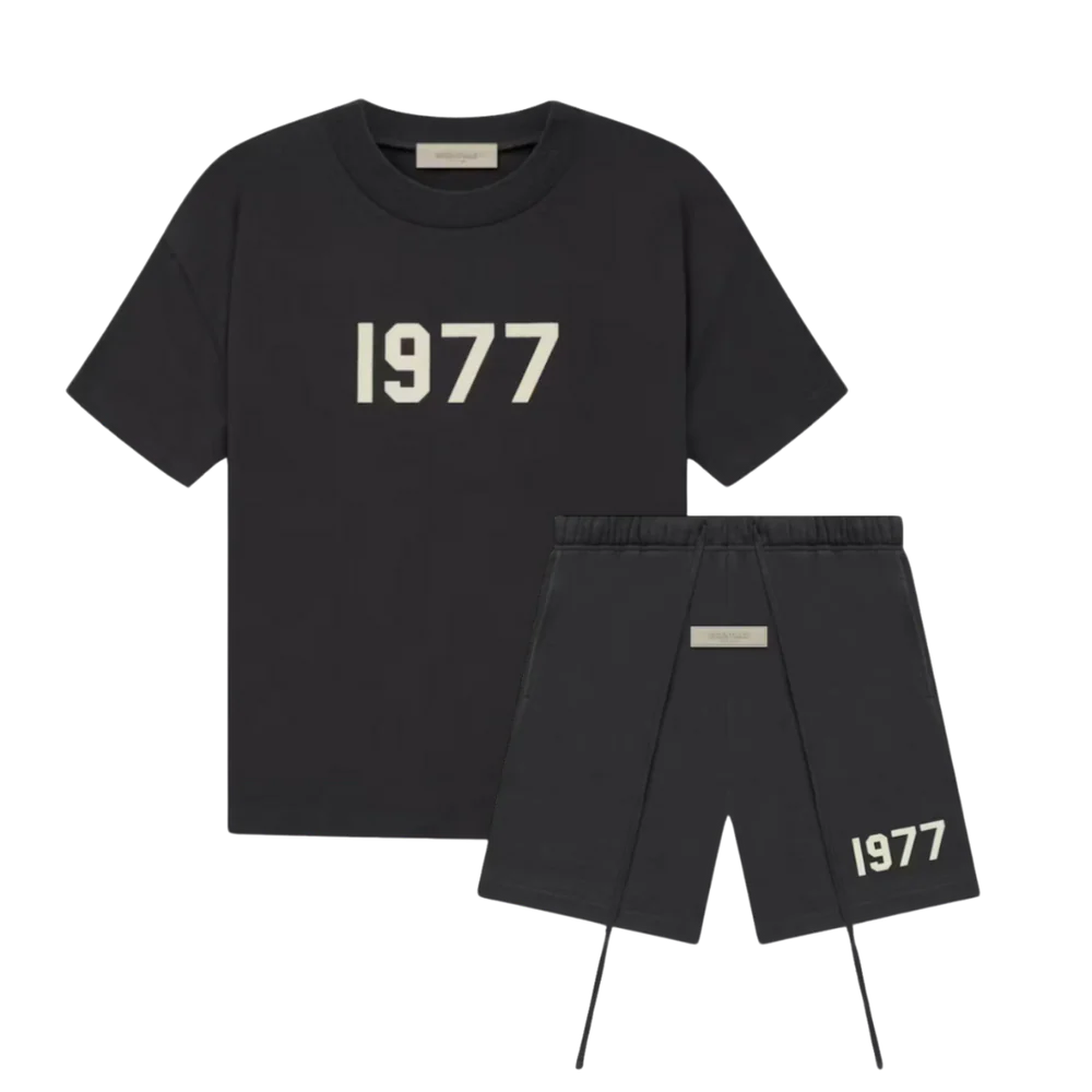 Essentials 1977 Pak Kort